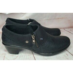 Women's Easy Street Darcy 30-3122 Black Forest Tooled Zip-up Low Heel Shoes